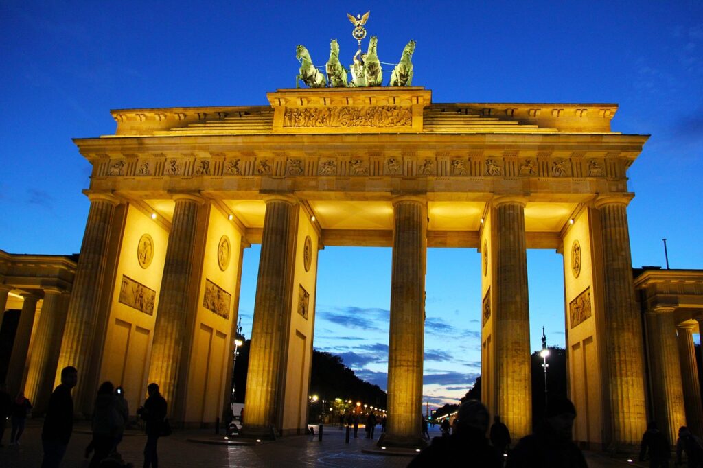 Brandenburg Gate, Berlin – feng shui